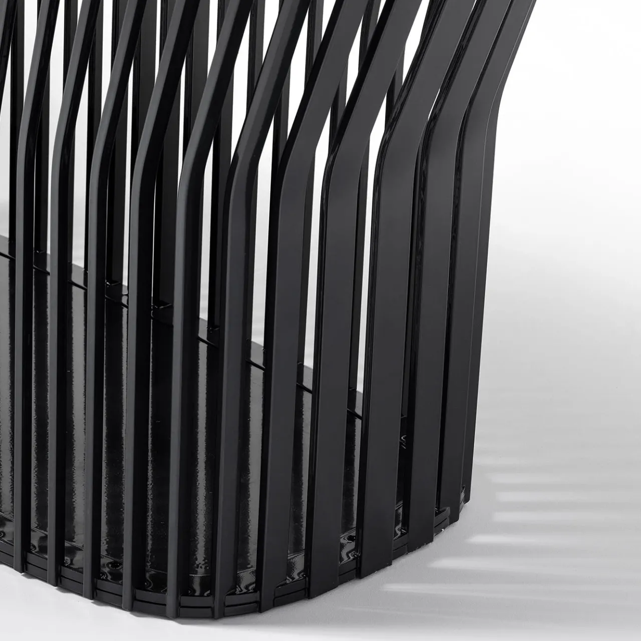 TrabA' Dining Tables<0144 Ray Oak Table by Studio Gabbertas