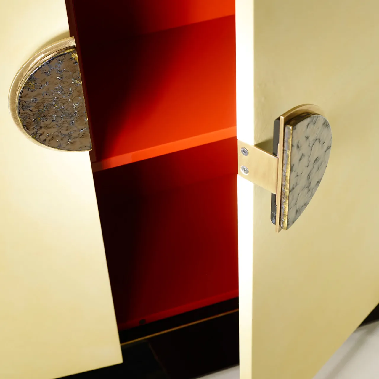 Marioni Cabinets<Anthony Top Cabinet