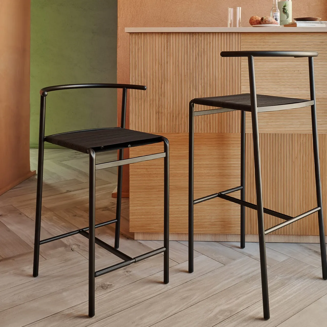 Baleri Italia Bar Stools<Black Kitchen Stool with Lasten Seat