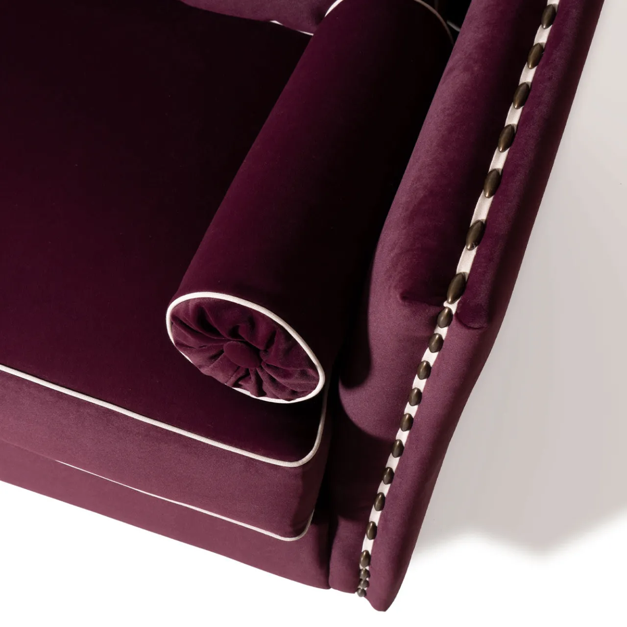 Mantellassi 1926 Sofas<Bramante bordeaux velvet classic sofa