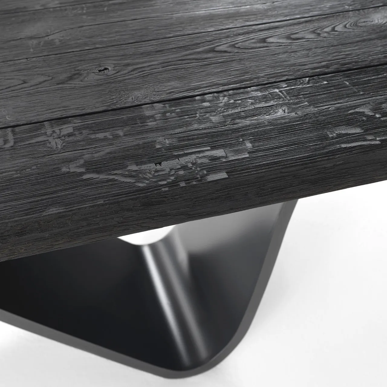 Riva 1920 Dining Tables<Bree E Onda black solid oak wood and iron Dining Table