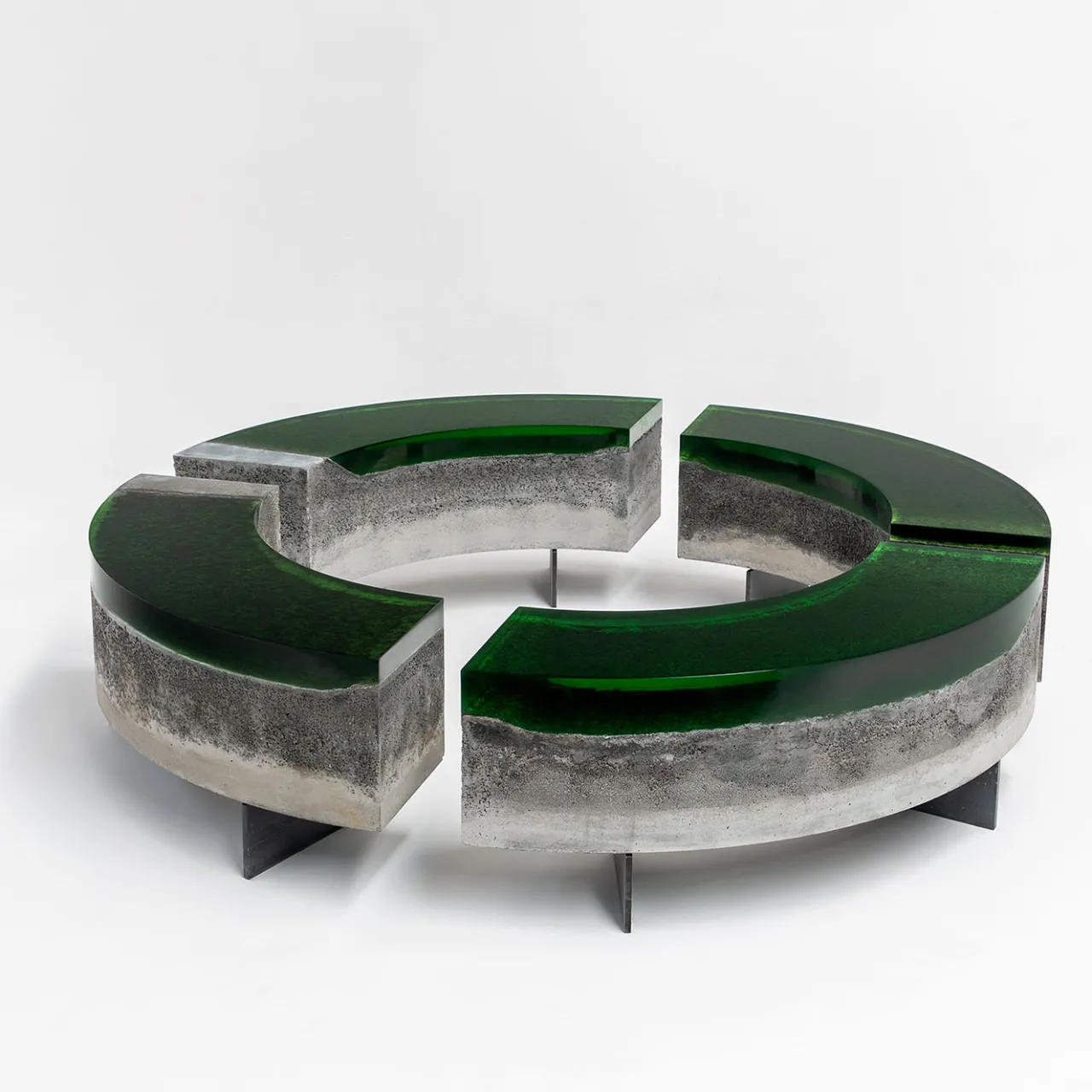 Draga & Aurel Benches<Cala bench full resin top R18