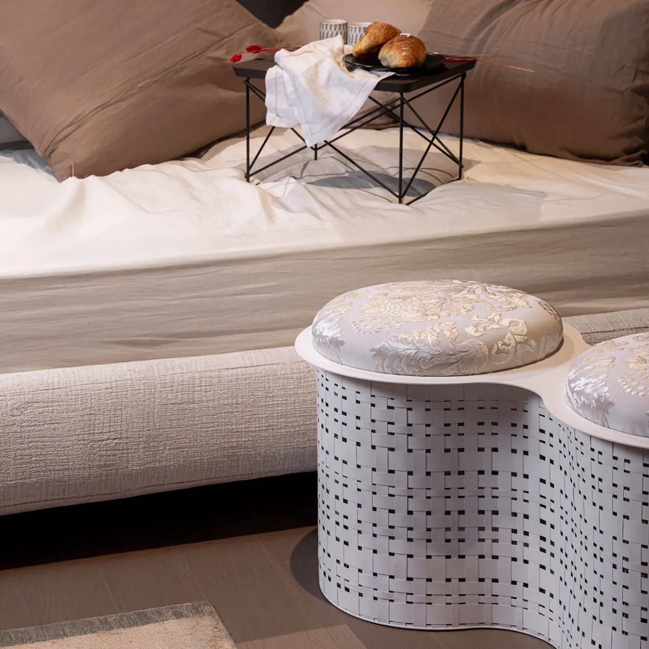 Splot Design Ottomans & Poufs<Currus White Metal Double Pouf