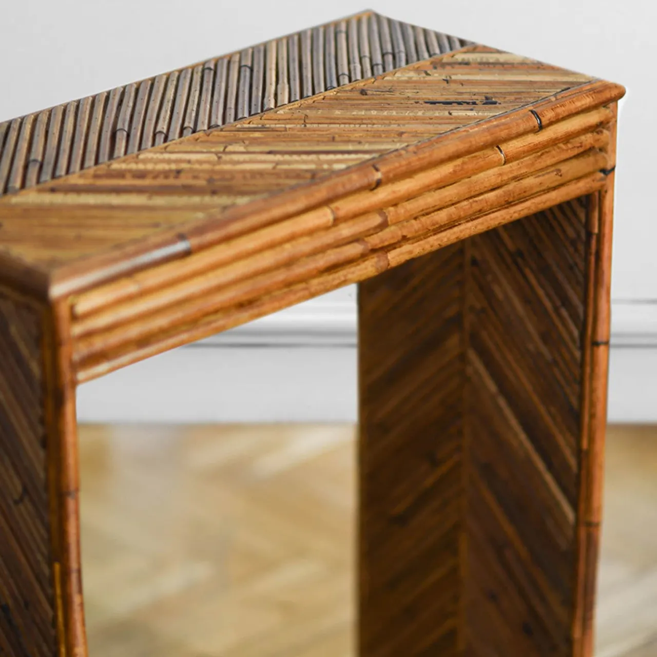 Molto Collectibles Consoles<Herringbone-Patterned Bamboo Console