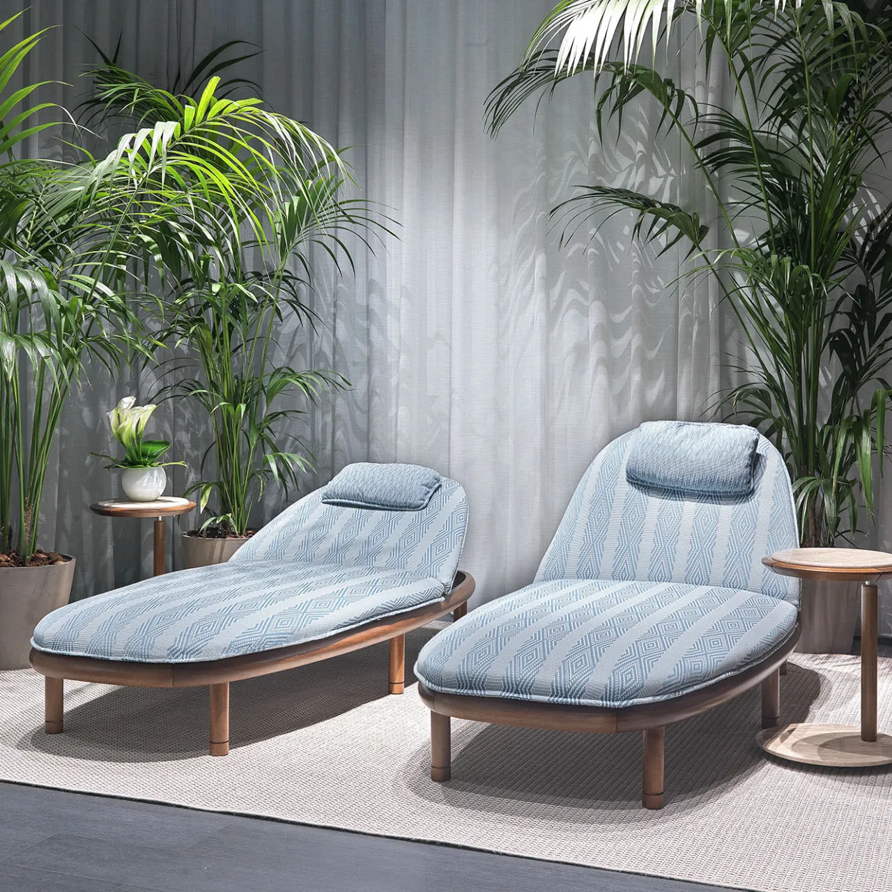 Annibale Colombo Outdoor Chaises & Daybeds<Iroko Light Blue Outdoor Sun Lounger