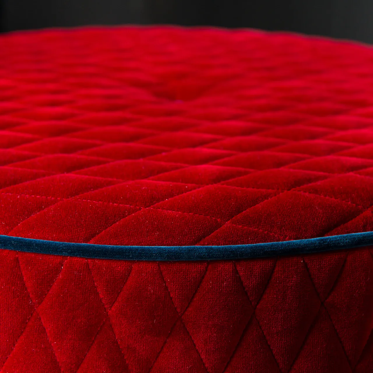 VGnewtrend Ottomans & Poufs<Kidman Red Pouf