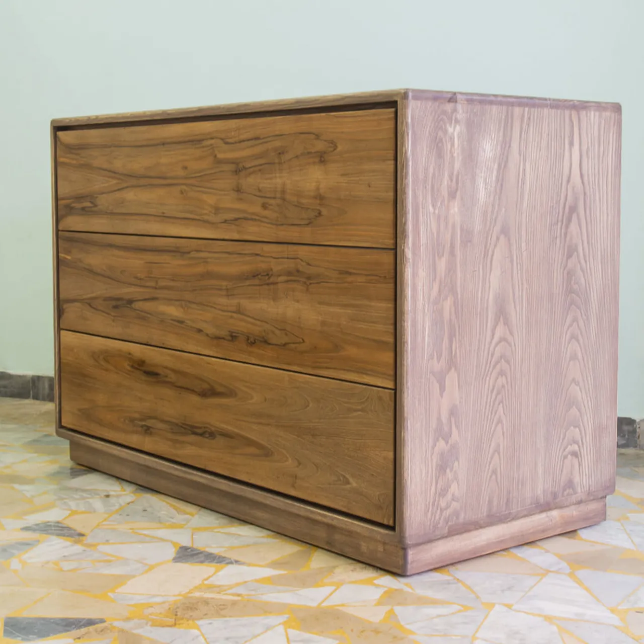 Ebanisteria Roberto Gambella Dressers<Liv Dresser by Erika Gambella