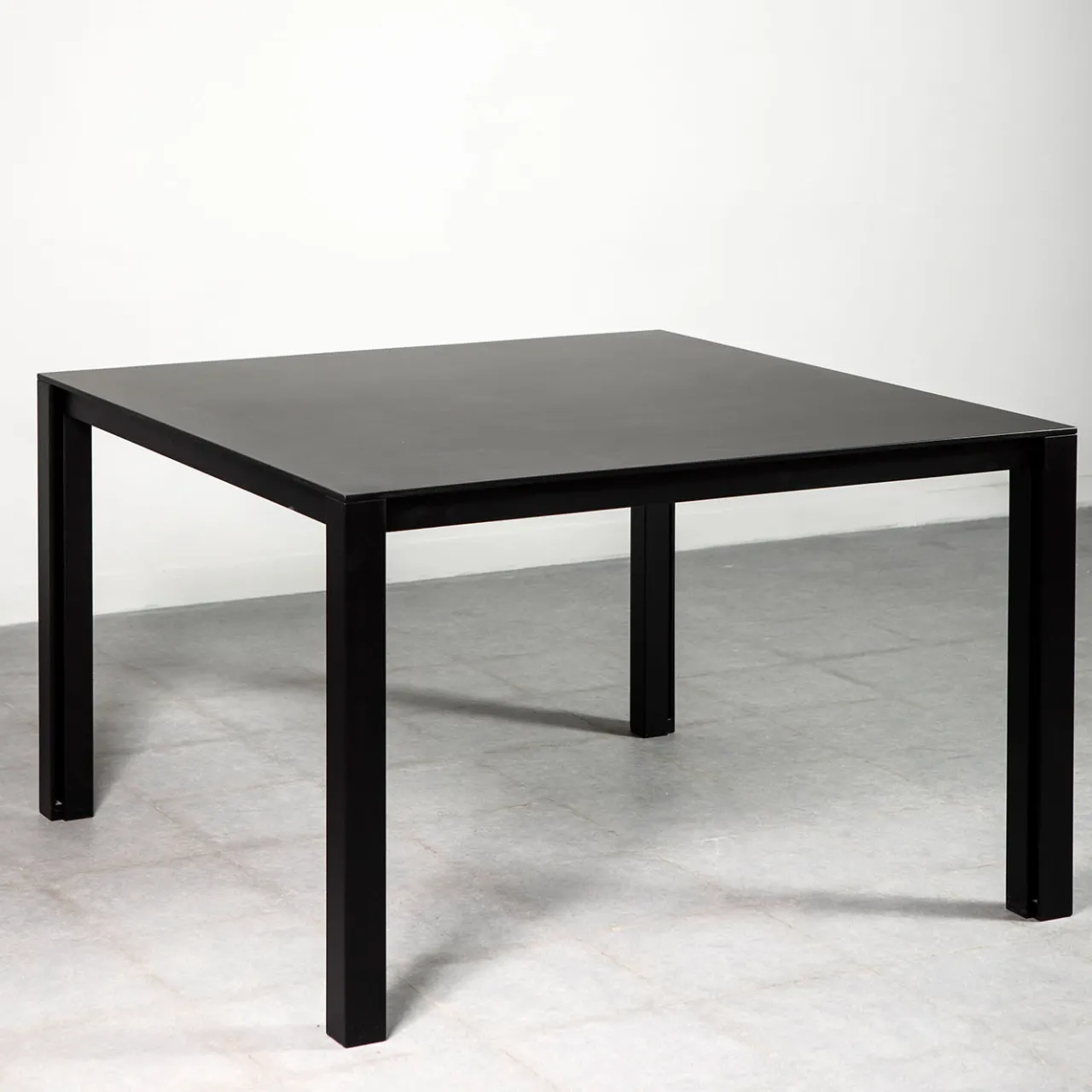 Paolo Pallucco Dining Tables<Matte Black Lacquered Wood Dining Table