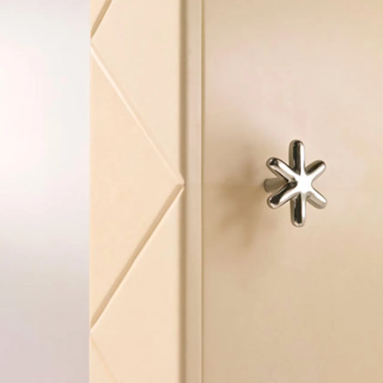 Extroverso Cabinets<Momiji Small Wardrobe with Mirror by Sakura Adachi