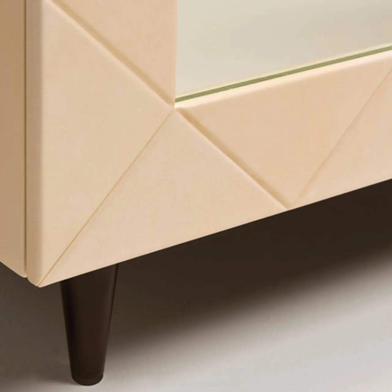 Extroverso Cabinets<Momiji Small Wardrobe with Mirror by Sakura Adachi