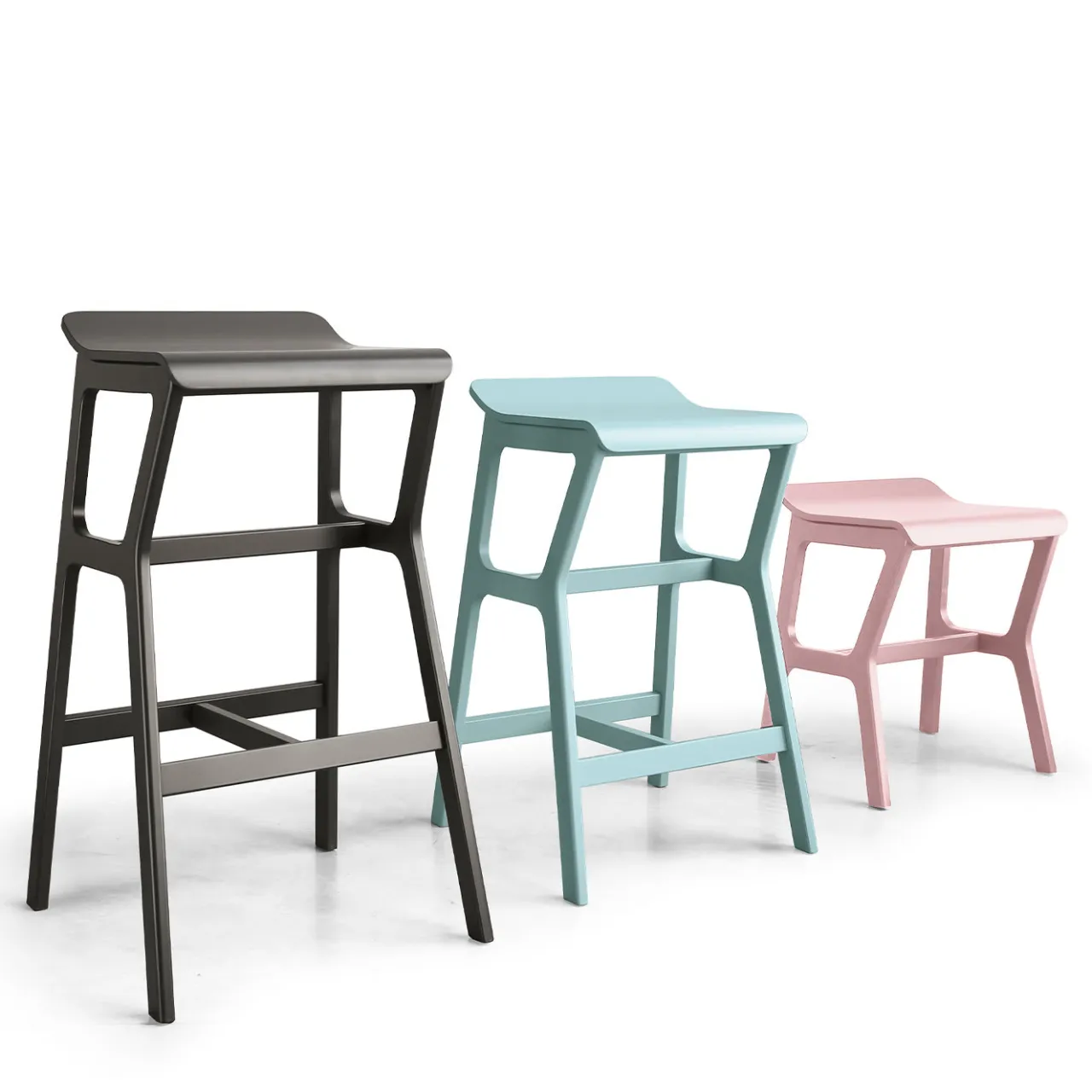 TrabA' Bar Stools<Nhino LE Medium Black Stool by Emilio Nanni