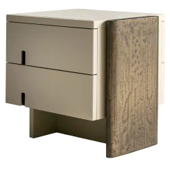 Laura Meroni Nightstands<Outfit Glossy Lacquered Bedside Table with Bronze Accents