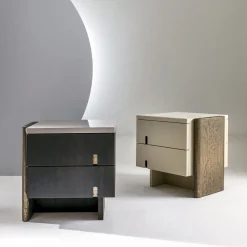Laura Meroni Nightstands<Outfit Glossy Lacquered Bedside Table with Bronze Accents