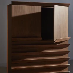 Exto Cabinets<Overlooking Cabinet