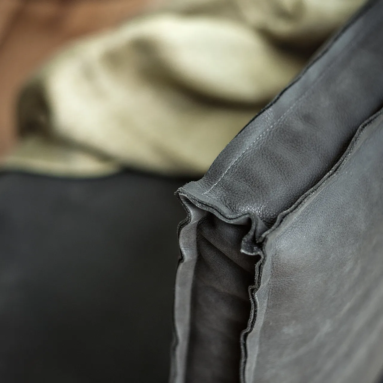 Riva 1920 Benches<Sequoia Solid wood and suede Leather Bench