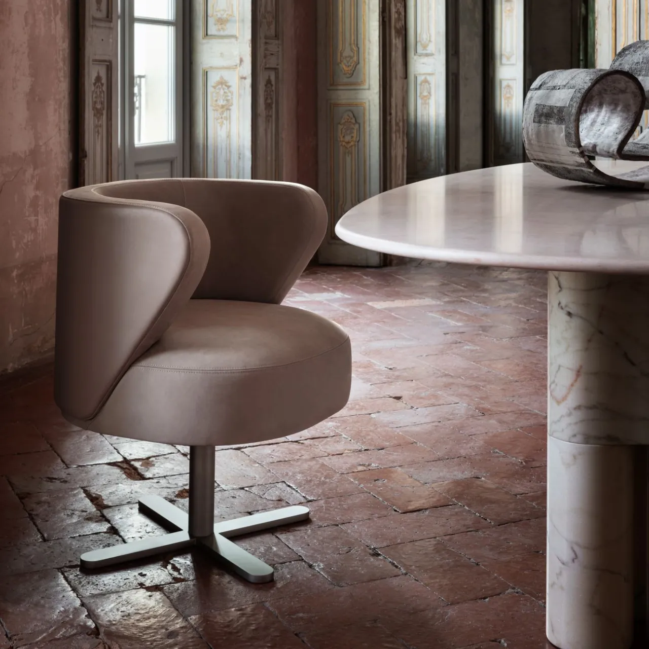 Ghidini 1961 Armchairs<Spritz Swivel Beige Leather Dining Armchair by Lorenza Bozzoli