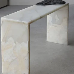 Stone Stackers Consoles<SSC106 White Onyx Console