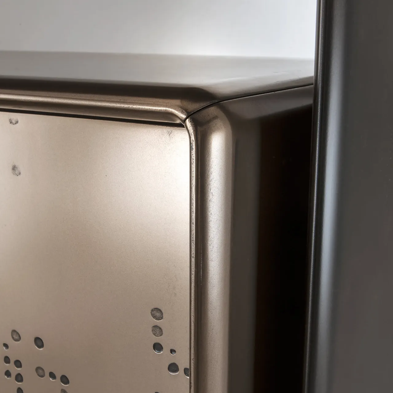 Laura Meroni Cabinets<Talento Unlimited Cabinet by Edoardo Colzani Design