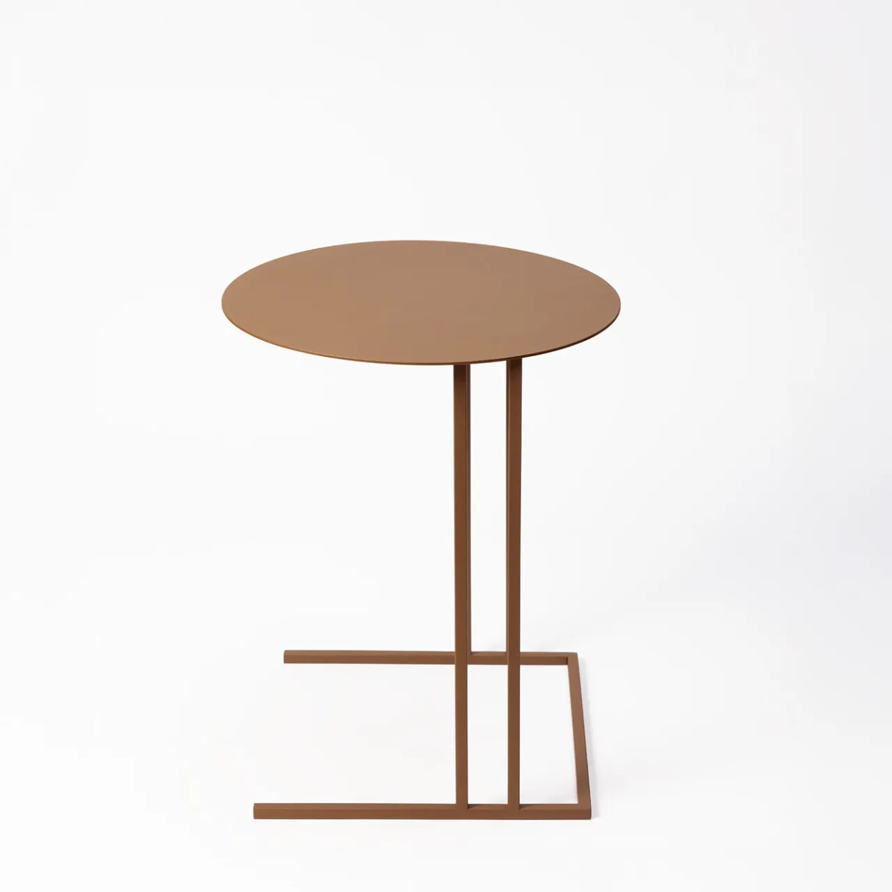 Splot Design Side Tables<Thabit Round Brown Steel Side Table