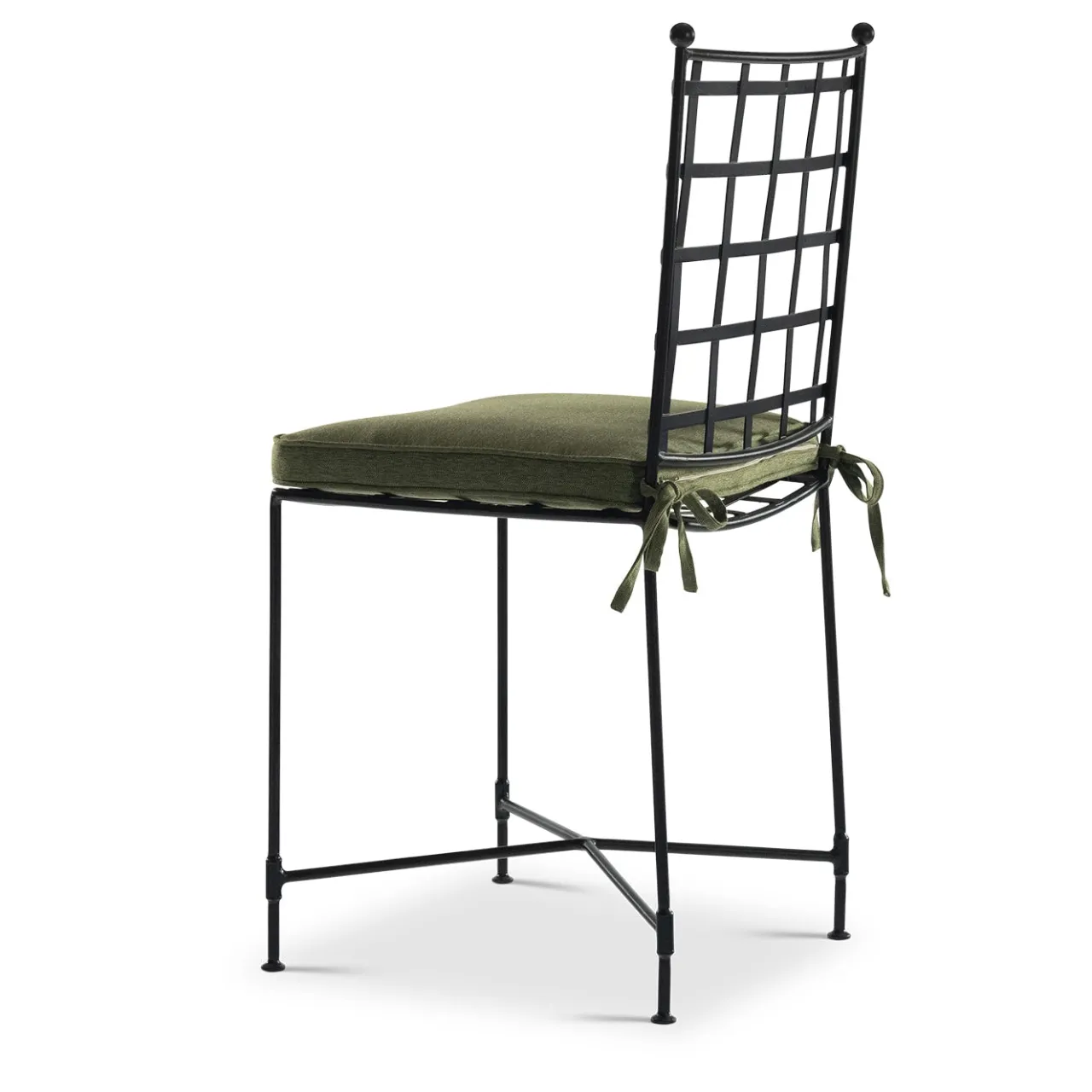 B.B. for Reschio Outdoor Chairs & Stools<The Classic Green Garden Chair
