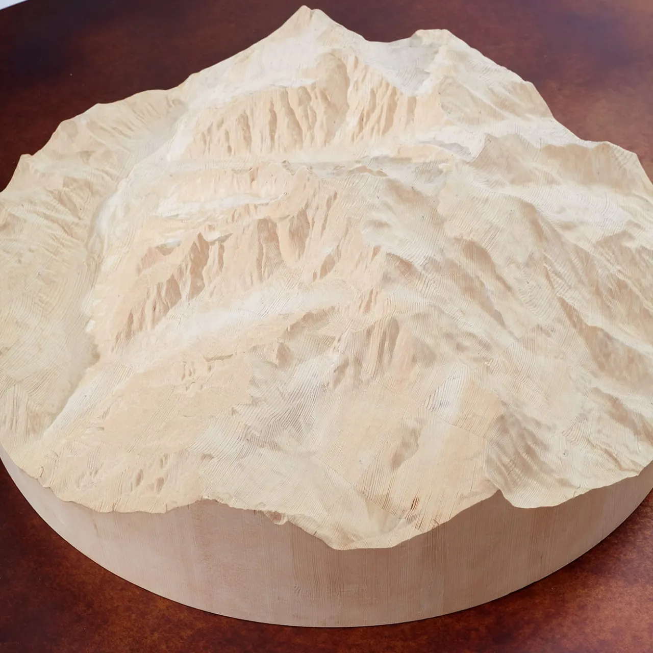 Dolomitisch Coffee Tables<Tip Topographic Coffee Table designed by Riccardo Vendrami