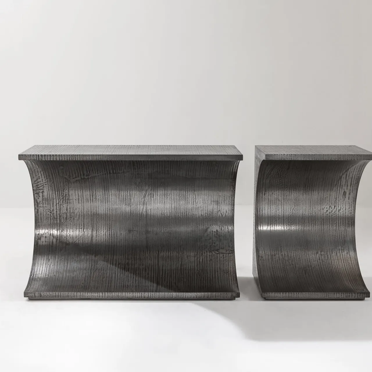 Laura Meroni Consoles<Tube Gray Metal Console