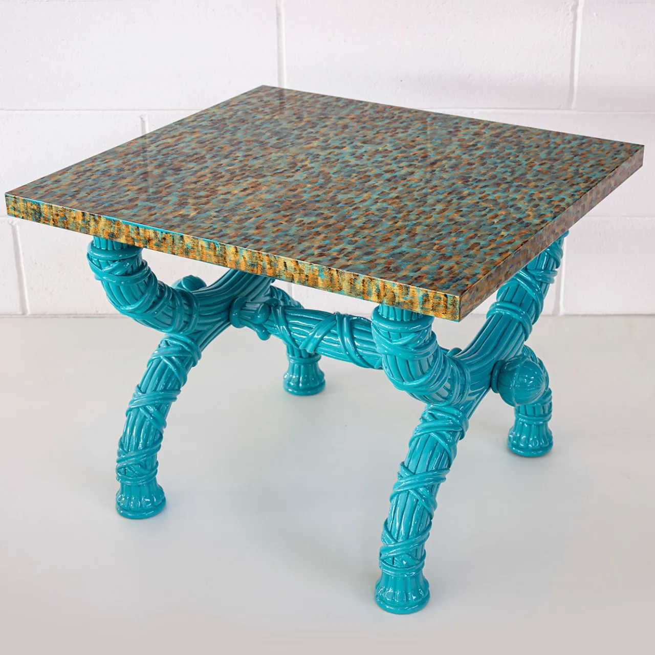 Extroverso Side Tables<Turquoise Spider side table