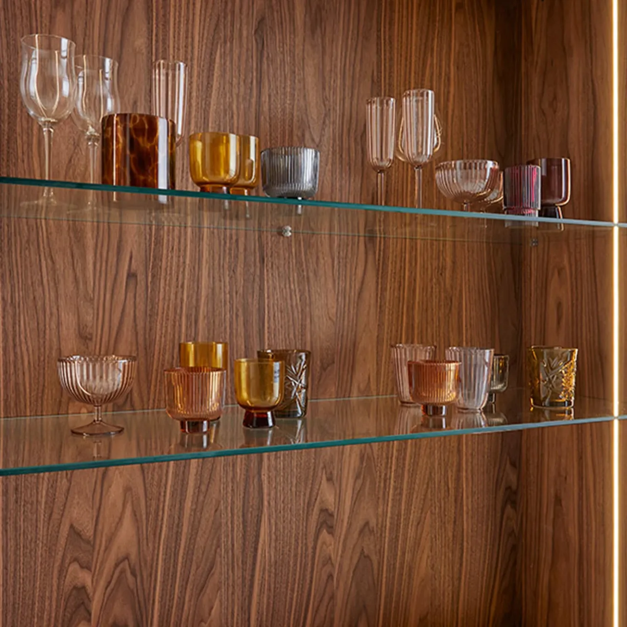 Modesign Cabinets<York Display Cabinet