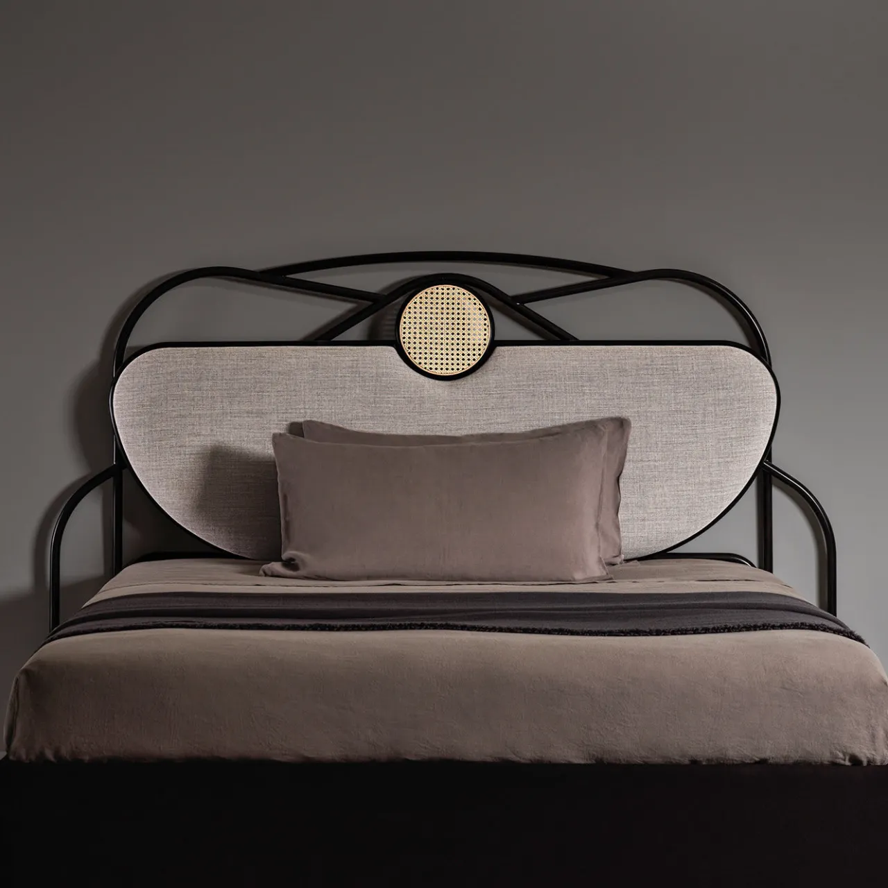 Gebrüder Thonet Vienna GmbH (GTV) – Wiener GTV Design Beds<Yvette Headboard by Chiara Andreatti
